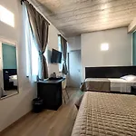 Il Di Piazza Motta Bed & Breakfast 4*