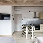 Il Di Piazza Motta 4*