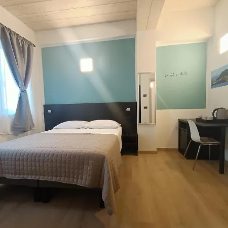 Bed & Breakfast Il Di Piazza Motta 4*