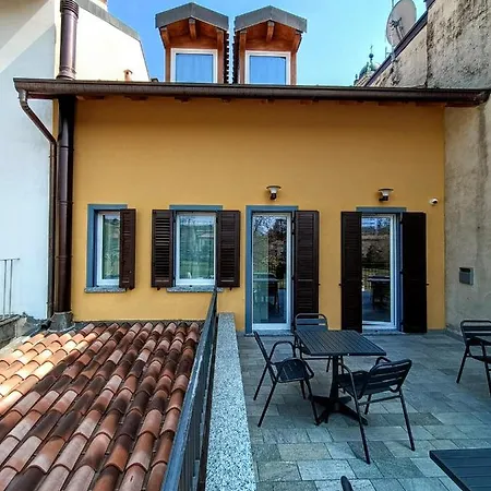 Bed & Breakfast Il Di Piazza Motta Albese Con Cassano
