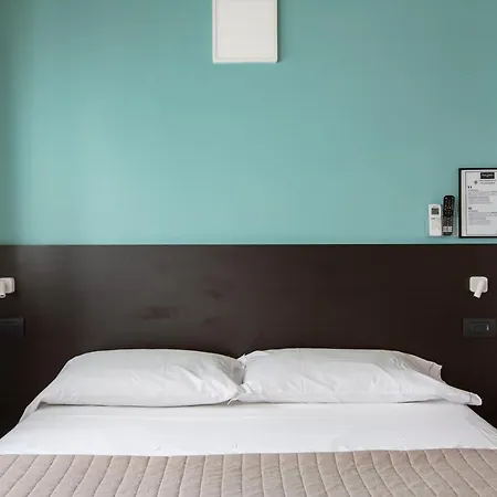 Il Di Piazza Motta Bed & Breakfast *