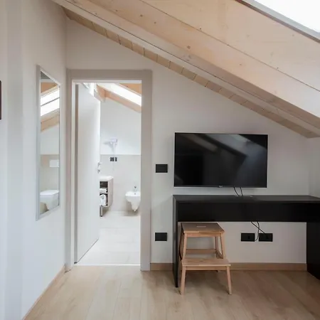 Il Di Piazza Motta Albese Con Cassano