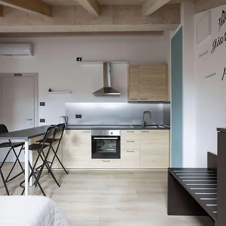 Il Di Piazza Motta 4*