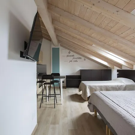 Bed & Breakfast Il Di Piazza Motta Albese Con Cassano