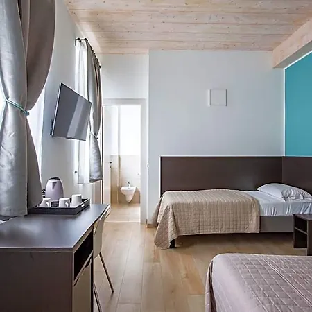 Il Di Piazza Motta Bed & Breakfast 4*