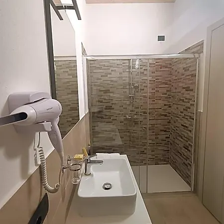 Bed & Breakfast Il Di Piazza Motta 4*