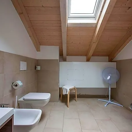Il Di Piazza Motta Bed & Breakfast Albese Con Cassano
