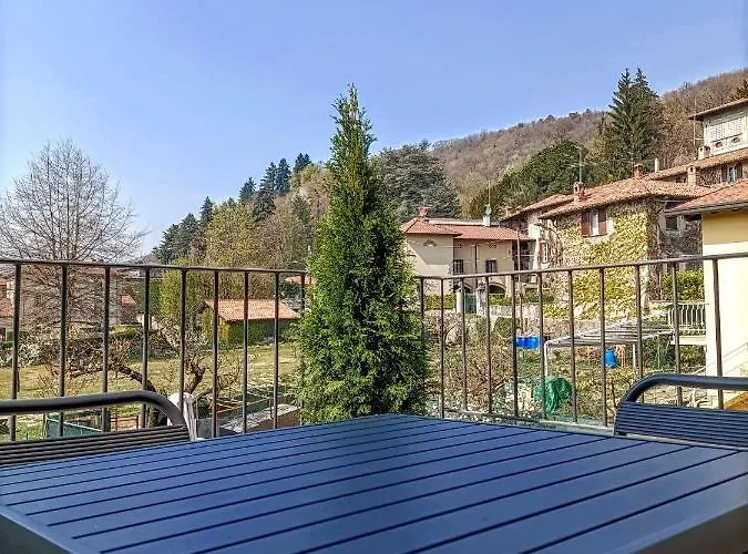 Il Di Piazza Motta Bed & Breakfast Albese Con Cassano