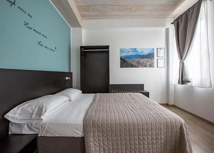 Bed & Breakfast Il Di Piazza Motta 4*