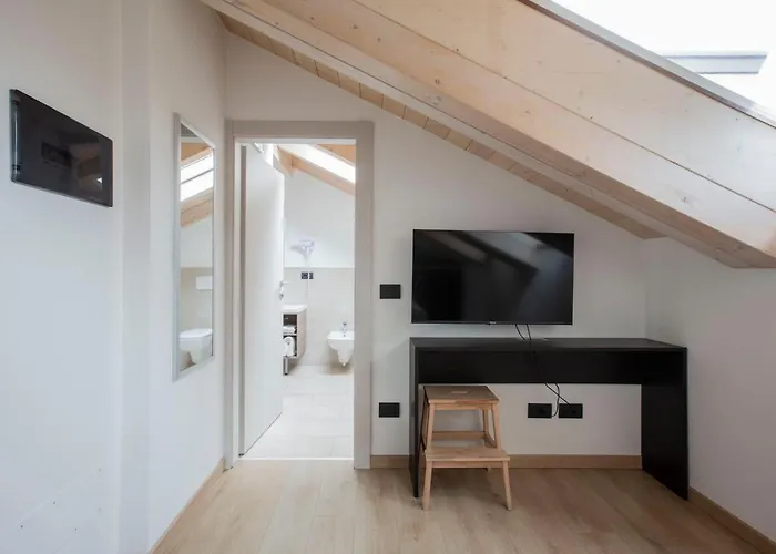 Il Di Piazza Motta Albese Con Cassano