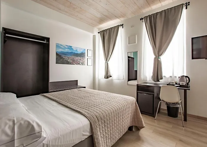 Il Di Piazza Motta לינה וארוחת בוקר 4*