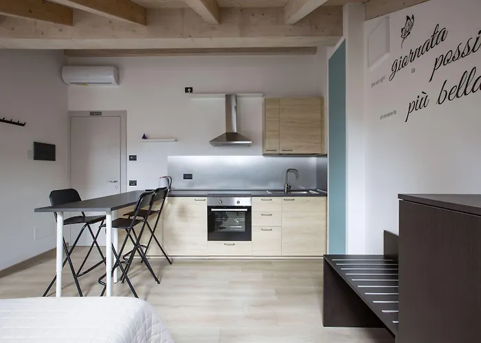 Il Di Piazza Motta 4*