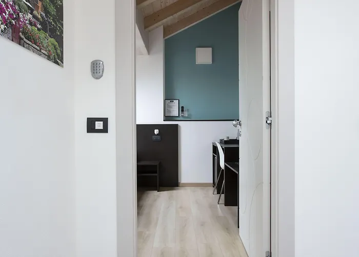 Il Di Piazza Motta 4* Albese Con Cassano