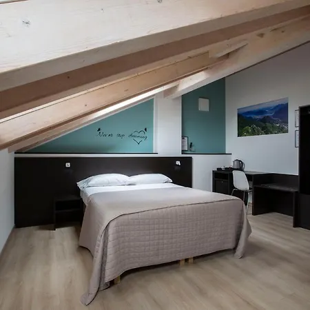 Il Di Piazza Motta 4*