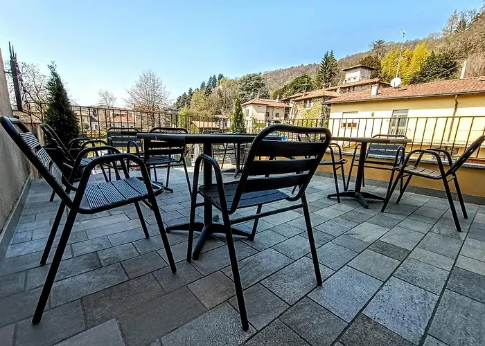 Il Di Piazza Motta 4* Albese Con Cassano