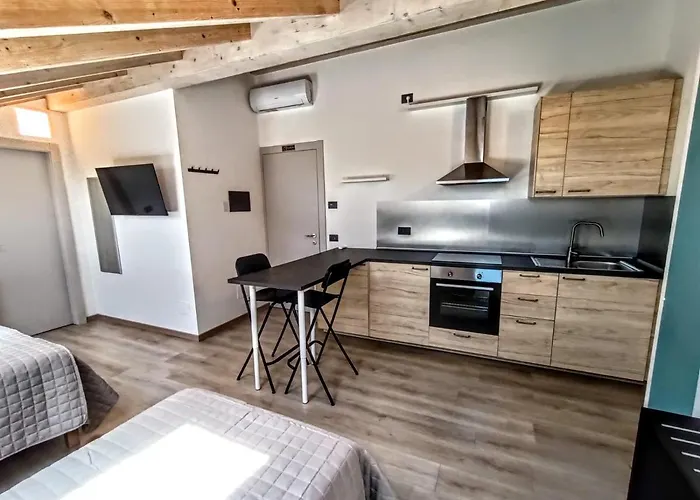 Il Di Piazza Motta فندق مبيت وإفطار 4*