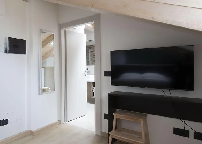 فندق مبيت وإفطار Il Di Piazza Motta 4*